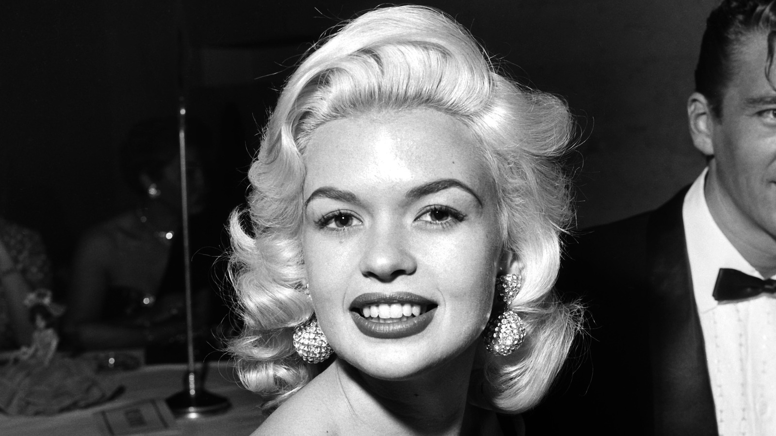 Photos de Jayne Mansfield exsudant le glamour ultime du vieux Hollywood
