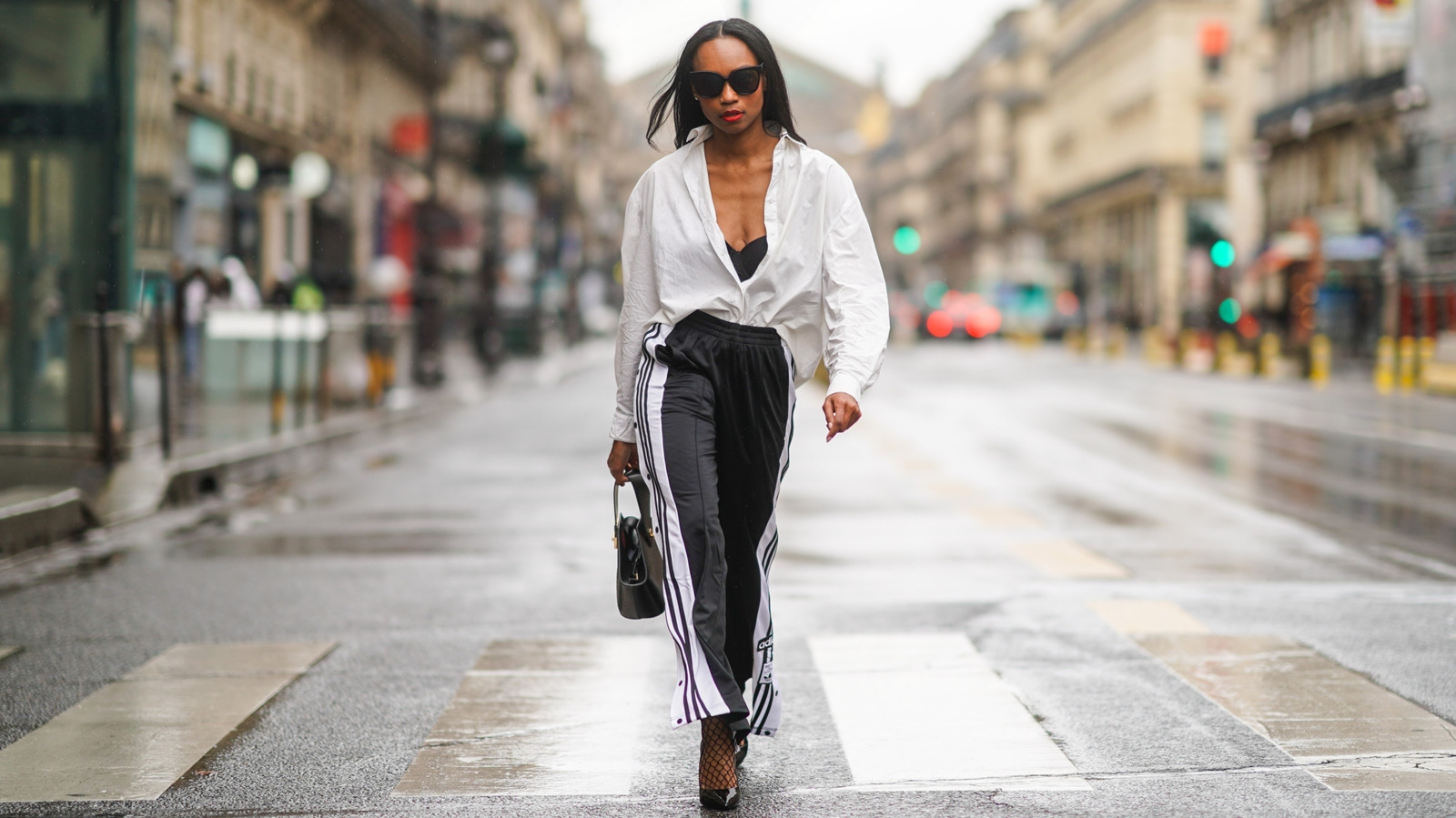 Le combo pantalon et chemisier confortable qui s'agence parfaitement pour l'automne 2026