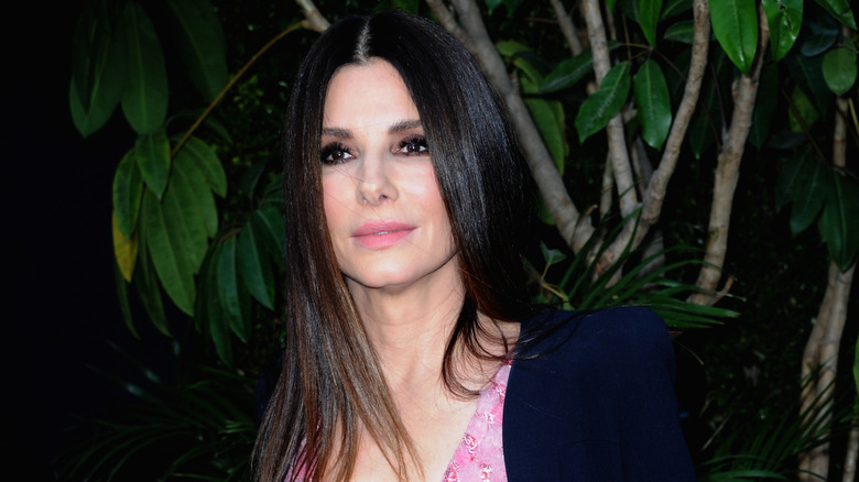 Sandra Bullock assiste à la première de Paramount Pictures à Los Angeles "La cité perdue"