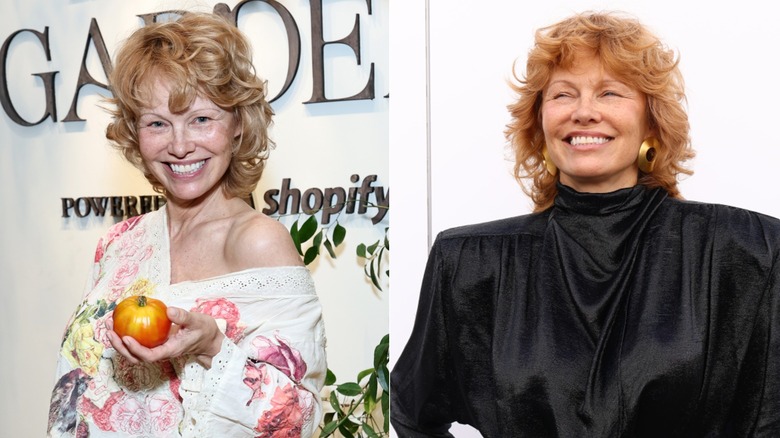 Deux images de Pamela Anderson à l'automne 2025 avec des cheveux courts blond vénitien coiffés d'une coiffure bouclée