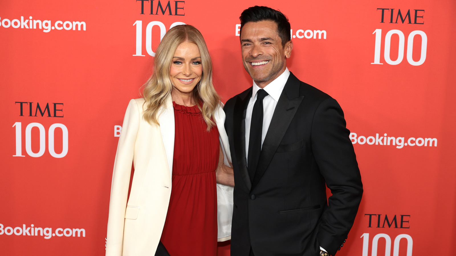 5 fois Kelly Ripa et Mark Consuelos ont réécrit le récit de leur mariage