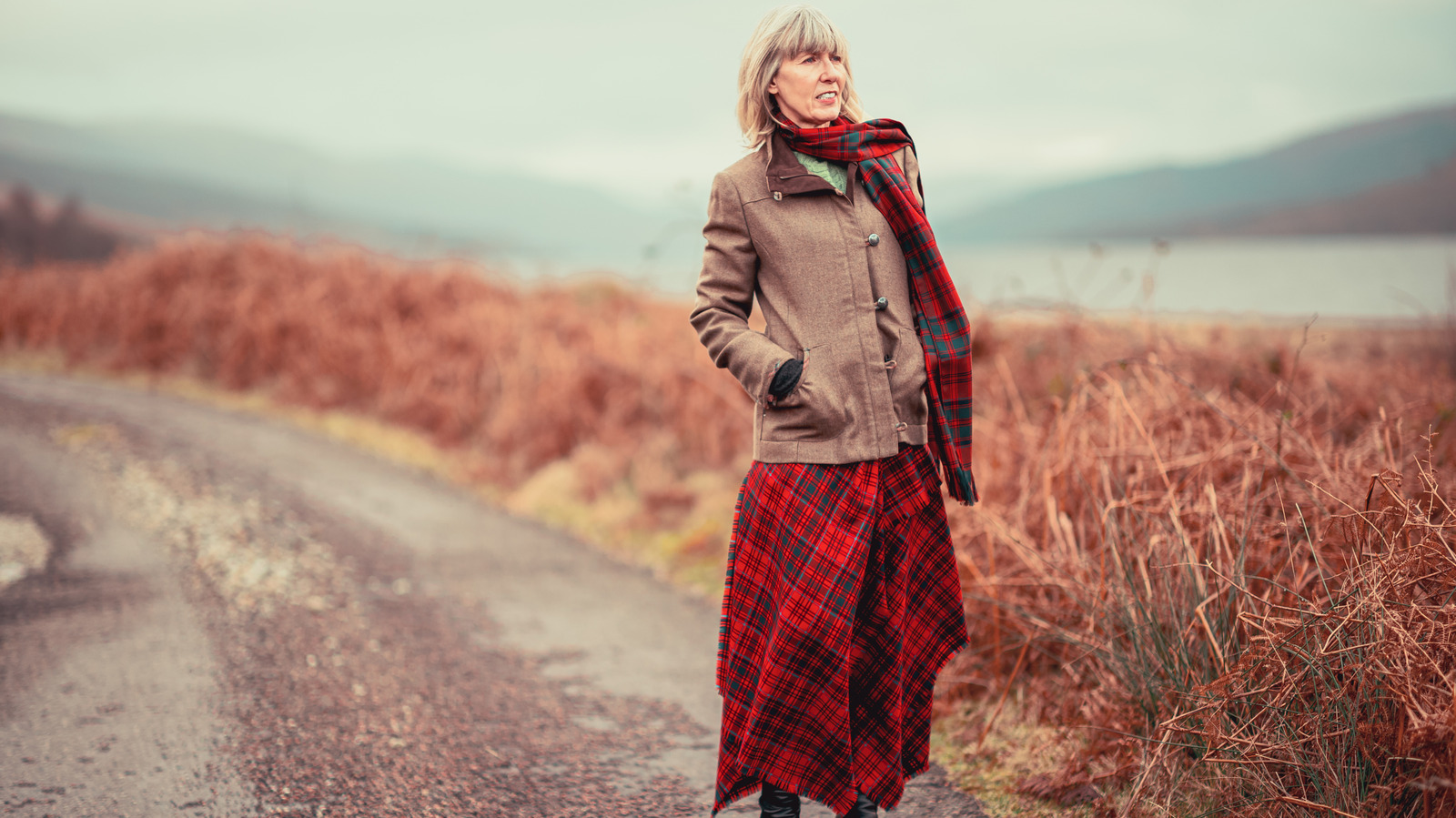 La jupe tendance est de retour pour l'automne 2026 — Voici comment apporter un look audacieux à votre garde-robe