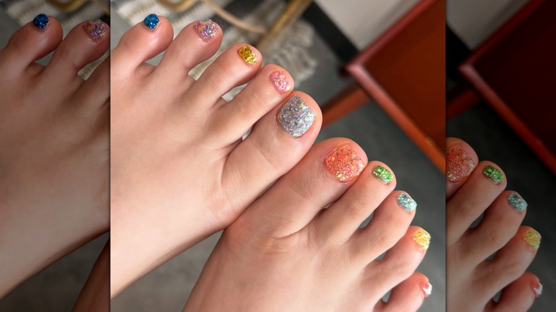 Pédicure scintillante dans une variété de couleurs sur Instagram
