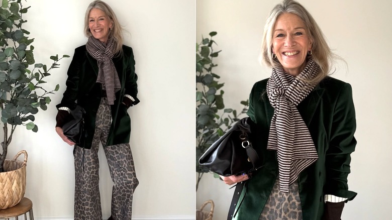 Deux photos différentes d'une femme portant un pantalon à imprimé léopard et un blazer avec un foulard
