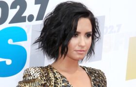 10 femmes célèbres qui sont superbes avec des coupes de cheveux courtes