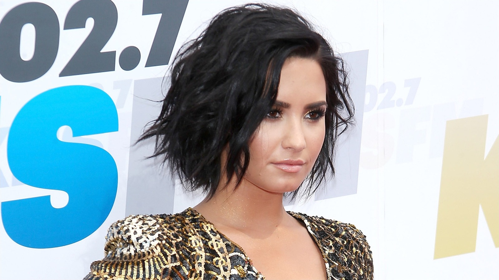 10 femmes célèbres qui sont superbes avec des coupes de cheveux courtes