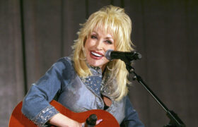 Des paroles de Dolly Parton qui ont encore du punch aujourd’hui