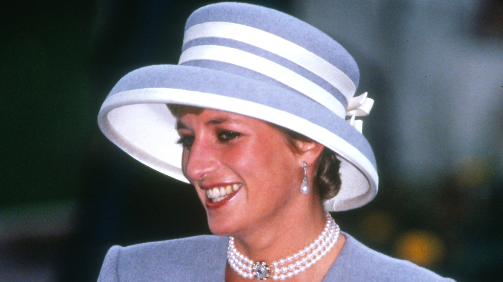 5 fois la princesse Diana a absolument réussi la mode de mariage avec un look d'invité chic