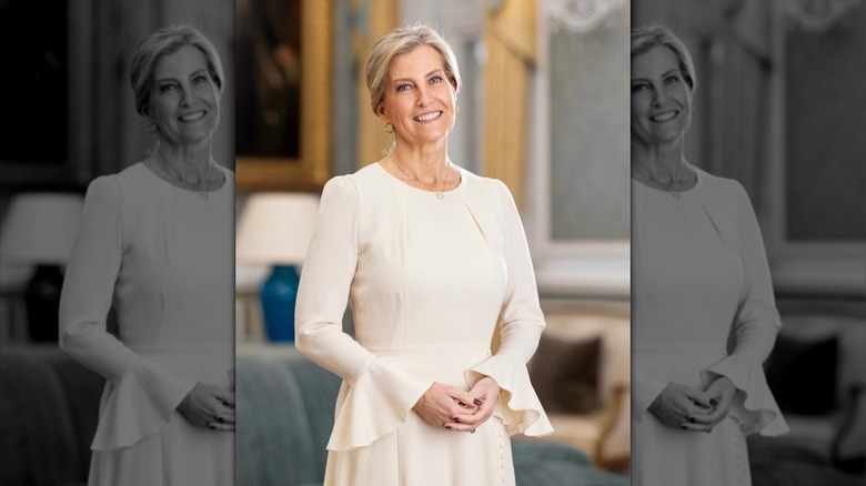 Sophie, duchesse d'Édimbourg posant pour un portrait en août 2026