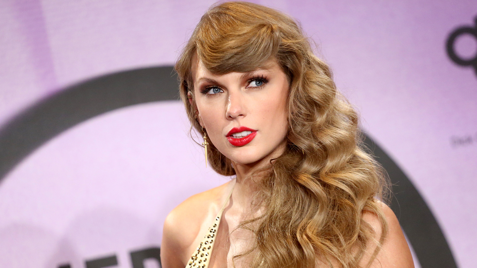 Le comportement de Taylor Swift lors d'un match de football avec son beau-frère Jason prouve qu'elle est officiellement une Kelce