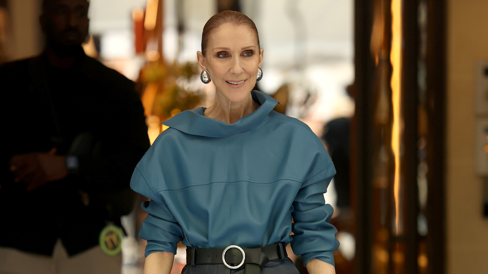 La reine du street style ! Les meilleures tenues de Céline Dion dans la cinquantaine