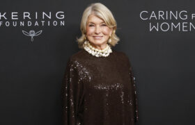 Martha Stewart échange son Bob signature contre la coupe de cheveux la plus tendance pour les femmes plus âgées