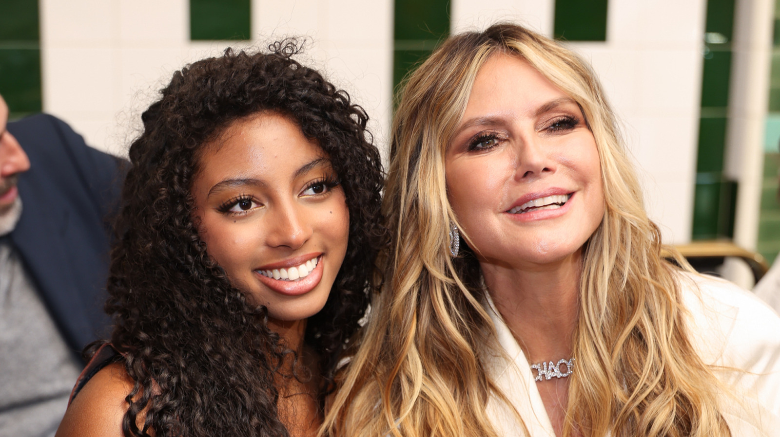 Gènes A-List : Lou, la plus jeune fille de Heidi Klum, a hérité de sa taille de mannequin