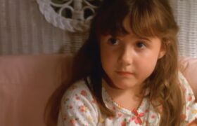 À quoi ressemble la petite fille des films Halloweentown maintenant