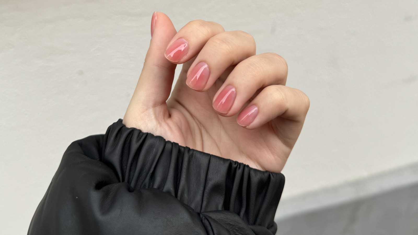 Les ongles au sirop ont fait un retour en force en 2026