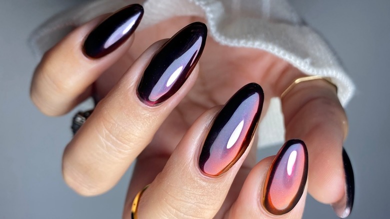 Ongles dégradés chromés